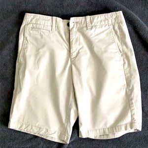 Gap lived in shorts
